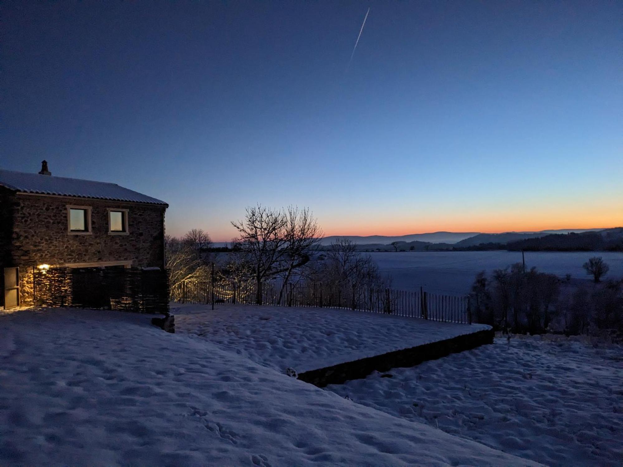 La Grange, Le Hameau Des Volcans - Deconnexion Face A La Vue Saint-Just-pres-Brioude Buitenkant foto